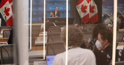 Парламент Канады поддержал безвизовый режим для украинцев