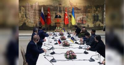 «Видатна перемога російської дипломатії над розумом»: політолог про переговори України та Росії в Стамбулі