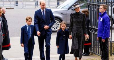 принц Уильям - Кейт Миддлтон - принц Джордж - принц Филипп - принцесса Шарлотта - Точная копия. В Сети показали, на кого на самом деле похож старший сын Кейт Миддлтон - focus.ua - Украина - Англия