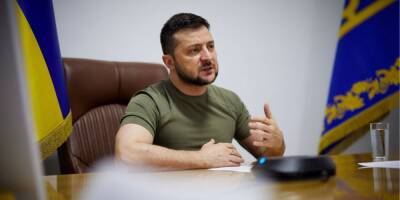 Зеленский обсудил с Байденом оборонную помощь и новые санкции против России