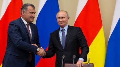 Главарь оккупированной Южной Осетии говорит, что готовится вхождение в состав РФ