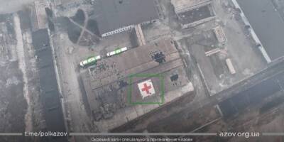 Минимум дважды. Россия обстреляла здание с меткой Красного креста на крыше в Мариуполе — СNN