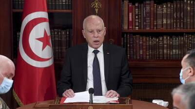 Кризис в Тунисе: президент объявил о роспуске парламента
