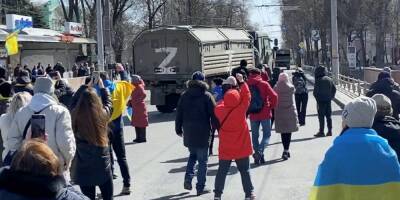 В Херсонской области люди вышли на мирный проукраинский митинг