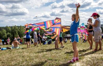 В России начались продажи путевок в детские лагеря по программе кешбэка