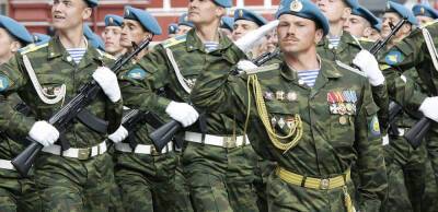Росія набирає 134 тисячі призовників, багато з яких можуть поїхати в Україну