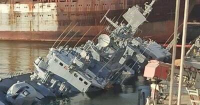 Украинский фрегат "Гетман Сагайдачный" затопили в порту Николаева