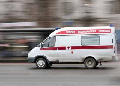 Трехлетний ребенок выпал из окна 11 этажа в Москве и попал в реанимацию