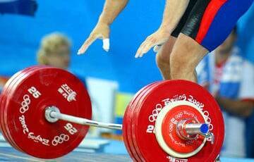 Федерация тяжелой атлетики отстранила белорусов от международных соревнований