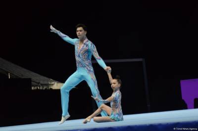 Азербайджанские гимнасты Милана Алиева и Низам Хамидулин занимают второе промежуточное место в квалификации (ФОТО)