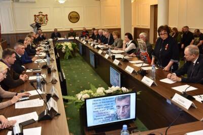 В Рязани прошёл круглый стол о поддержке решения президента РФ по проведению военной спецоперации по демилитаризации и денацификации Украины