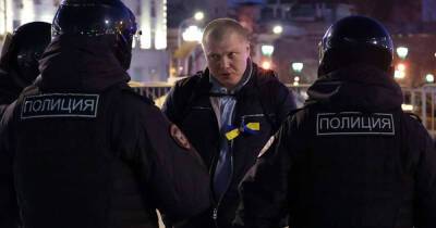 В ГД раскритиковали идею призывать в Донбасс задержанных на митингах