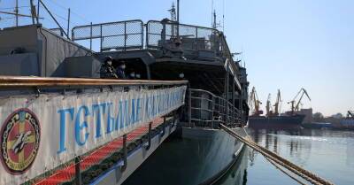 Флагман флота Украины "Гетман Сагайдачный" затоплен в Николаеве