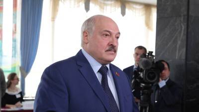Лукашенко: обновлённая Конституция Белоруссии вступит в силу 15 марта