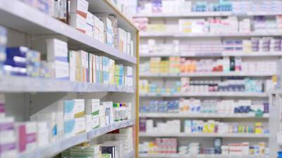 В Минздраве прокомментировали задержку поставок лекарств в России