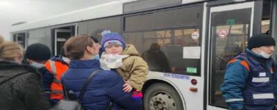 В Ростовской области за сутки границу пересекли 8 тысяч жителей республик Донбасса
