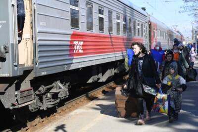 Более 8 тыс. беженцев из Донбасса пересекли границу РФ за сутки