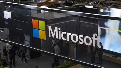 Эксперт прокомментировал приостановку Microsoft продаж в России