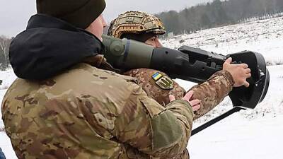 СВР обвинила США и Британию в использовании Польши для переброски оружия на Украину