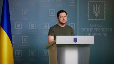 Украинцы не дали себя унизить: Зеленский прокомментировал действия оккупантов в Херсоне