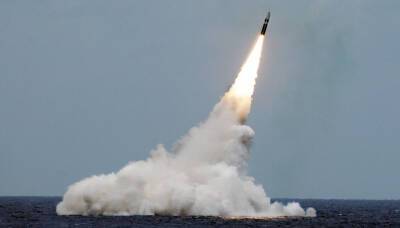 В Минобороны Японии заявили, что баллистическая ракета КНДР пролетела около 300 км