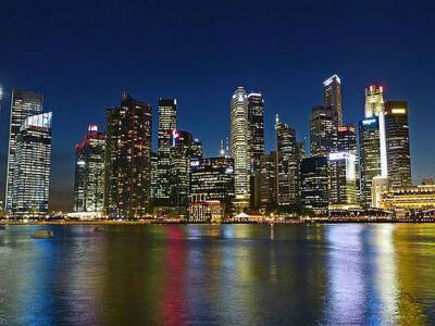 Сингапур ввел санкции против российских банков, в том числе тех, которых решили отключить от SWIFT