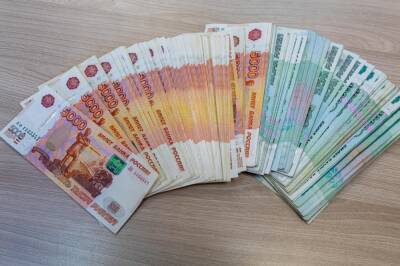 Россиян обрадовали выплатой с 5 марта: кому зачислят по 7000 рублей