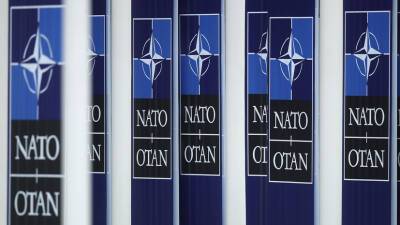 Лавров не исключил, что Зеленский пытается спровоцировать конфликт между НАТО и Россией
