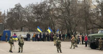 В Бердянске люди вышли на протесты против оккупантов (ФОТО, ВИДЕО)