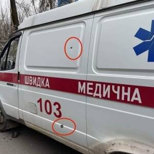 Оккупанты обстреляли машину скорой помощи, которая везла медикаменты в Мелитополь. Фото