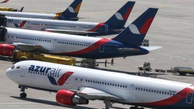 AZUR air объявила о приостановке международных рейсов с 8 марта