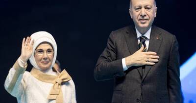 Жена Эрдогана обратилась к украинцам со словами поддержки (ВИДЕО)