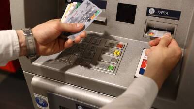 Сбербанк оценил влияние решений Visa и Mastercard на работу карт в РФ