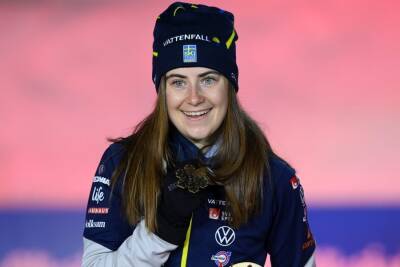 Шведская лыжница Андерссон прокомментировала досрочную победу Непряевой в Кубке мира