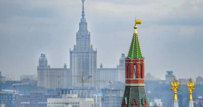 Агентство Moody's вновь снизило рейтинг России - ren.tv - Россия - county Moody