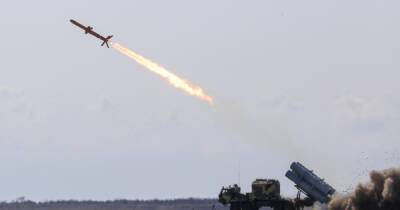 В Киеве над "Охматдетом" сбили вражескую крылатую ракету
