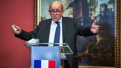 Глава МИД Франции высказался за сохранение связи с Путиным
