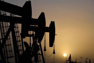 Цена нефти Brent превысила $128 за баррель впервые с марта 2012 года