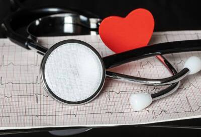 Кардиолог Османов перечислил неочевидные причины учащенного сердцебиения
