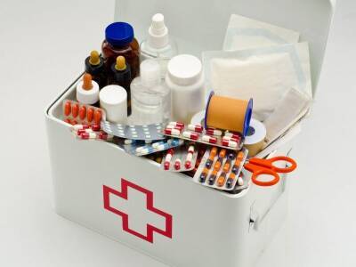 «Санкционная аптечка»: врач объяснил, какими российскими аналогами можно заменить импортные лекарства