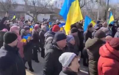 Жители Донецкой области вышли на протест против оккупантов