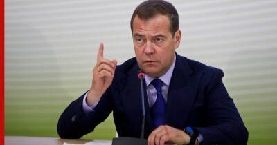 Медведев "поздравил" коллег из Европы с рекордной ценой на газ