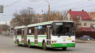 В Новосибирске девушка родила в салоне автобуса