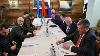 Россия и Украина начали третий раунд переговоров