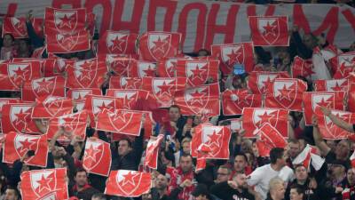 Фанаты клуба «Црвена Звезда» спели «Катюшу» в поддержку России