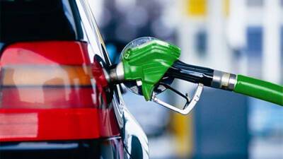 Кабмин разрешил Военным администрациям совместно с полицией контролировать цены на топливо