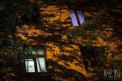 «Творится ужас»: кузбассовцы пожаловались на протекающую крышу