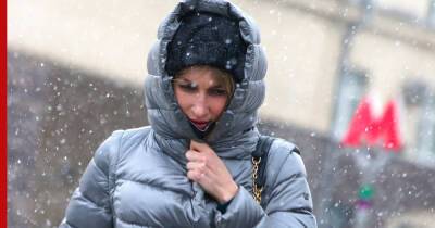 Легкий мороз и снег ожидаются в Москве 8 марта