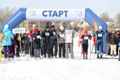 В Иркутске более тысячи человек приняли участие в Дне спорта «На лыжи»