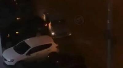 В Пензе водитель ВАЗа врезался в два припаркованных авто
